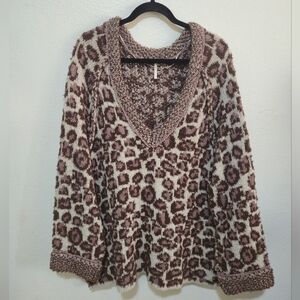 Free People Brown and Cream V-Neck Sweater XL Animal Print